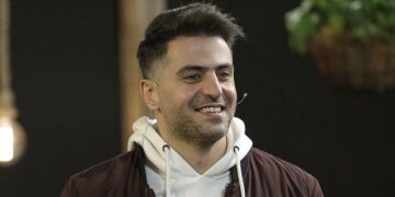 علی ضیا حیوان خانگی تازه و بامزه اش را به نمایش گذاشت!