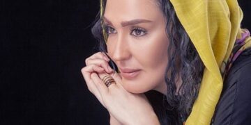 حال مادر مرحوم زهره فکورصبور در مراسم سالگرد دخترش بد شد.