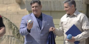 فرامرز خودنگاه داور مشهور مردان آهنین پیر شد.