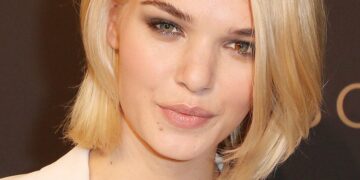 لوئیزا هارتما مدل برتر آلمان حامله است