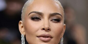 چهره کیم کارداشیان قبل عل