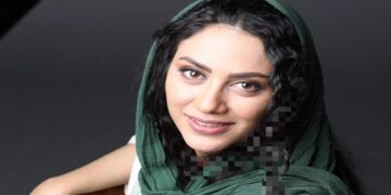 استوری غم انگیز مونا فرجاد