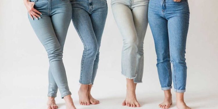 دختران با اشتباه در پوشیدن شلوار جین زشت می‌شوند.
