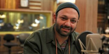 بلای عجیبی که صابر ابر بر سر کاشی های خانه اش آورد!