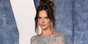 خانم سوپرمدل و دخترش در فستیوال موسیقی برزیل!