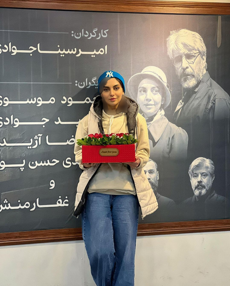 صورت "بازیگر زن ایرانی" کپی تایید شده "پروانه ترلانی" عکس
