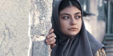 ستایش دهقان گلنسای ۱۴ساله جیران روز به روز مدل‌تر شده بود.