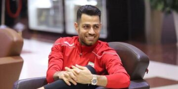 وقتی بازیکن پرسپولیس "ته سیگار" بقیه را می کشید!