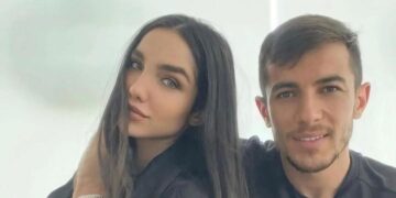 رونمایی فرشاد احمدزاده از خودروی فوق لاکچری همسرش