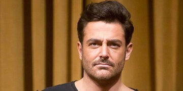 شکستگی چهره محمدرضا گلزار در یک سلفی جدید نمایان شد!