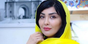 ژست باورنکردنی و لاتی مریم معصومی در آسانسور