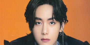 کیم خواننده bts