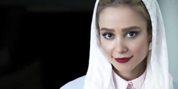 الناز حبیبی در کنار مادر علی انصاریان دیده شد.