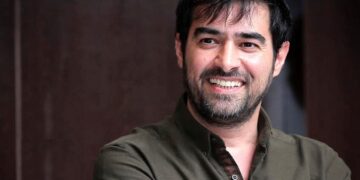 1681831973 عکس شهاب حسینی در زمین بازی جنجالی شد