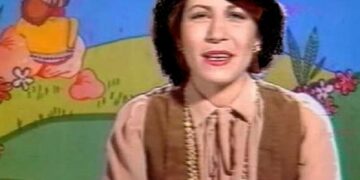 باورتان نمی شود این "خانم مجری" قبل انقلاب همسر کدام بازیگر ایرانی است/ عکس