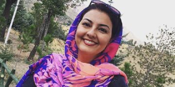 آناهیتا همتی یاد عشق ۲۰ سال پیش‌اش را کرده است.