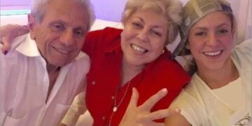 شکیرا در کنار پدر و مادرش!