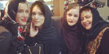 شهرزاد کمال زاده به شور و شوق تماشاگران ابراز احساسات کرد.