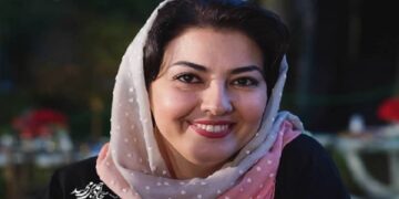 استوری جنجالی آناهیتا همتی برای بچه‌های شهرک اکباتان