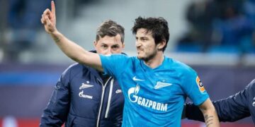 واکنش قلعه نوعی به درخواست اتاق خصوصی سردار آزمون!