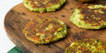 "کوکوی کلم برکلی"، غذایی آسان با طعمی لذیذ و متفاوت