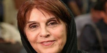 تصویری عاشقانه و زیبا از آهو خردمند بازیگر سرشناس قدیمی در کنار همسرش که بازیگر بود منتشر شد که عشق در این عکس موج می زند.