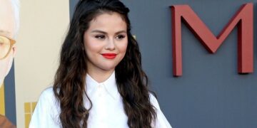 سلنا گومز به مصلی تهران راه پیدا کرده است.