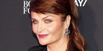 خانم مدل با لباس تکراری ریحانا در کن حاضر شد!