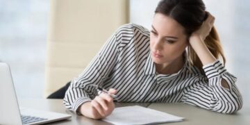 1685397466 رازهای موفقیت زنان شاغل چیست؟