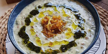 آش شنگ یک غذای سنتی مربوط به استان لرستان و چهار محال و بختیاری است که از سبزی کوهی شنگ که در کوهستان های غربی و جنوبی کشور می روید، استفاده شده است.