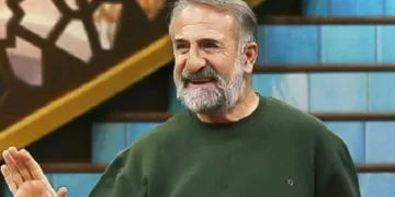 عکسی بسیار تفاوت از مهران رجبی بازیگر سریالهای طنز ایرانی در کنار همسر محجبه اش مورد توجه قرار گرفت.