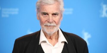 پیتر زیمونیشک بازیگر معروف درگذشت