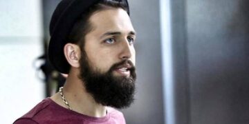 وب سایت خبری رکنا نوشت که محسن افشانی بازیگر و مجری ایرانی با انتشار یک استوری در صفحه اینستاگرام خود مدعی شد که توسط دو مرد دزدیده شده و بعد از نزدیک دوساعت رها شده است.