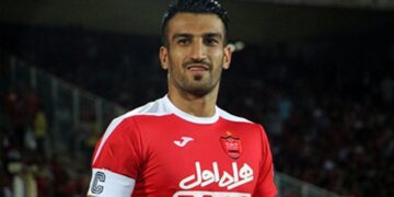 جشن قهرمانی خصوصی و عجیب حسین ماهینی و مهران غفوریان