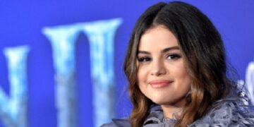 ویدئو عصبانیت سلنا گومز در پاریس هنگام ورود به کنسرت