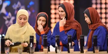 در شبکه افق مسابقه عجیبی بین بانوان برگزار شد.