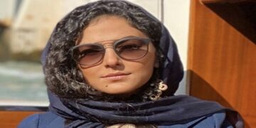 نمیدانم همان موقع ها هم فیلم "جدایی" همینقدر فیلم غمگینی بود یا نه؟! امروز از سرِ آن، ناخودآگاهِ نا گاهِ ناگهانی، دوباره این فیلم را دیدم. آنقدر بغض و گریه داشتم که یادم نمی‌آید آخرین بار کدام فیلم با من این کار را کرده بود.