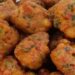 کتلت مرغ از غذاهای ساده و خوشمزه ایرانی است که می توانیم از آن به عنوان یک پیش غذای مجلسی نیز استفاده کنیم.