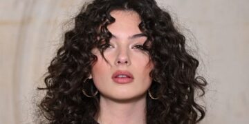 این مدل زیبا دختر مونیکا بلوچی است