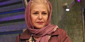 باور نمی کنید اکرم محمدی زیر آسمان شهر چه شکلی شده!