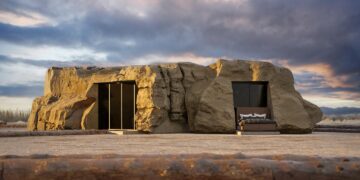 این اقامتگاه شما را به دنیایی خارق العاده می برد