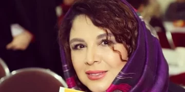 عکسی عجیب از شهره سلطانی بازیگر سرشناس ایرانی در اوایل بازیگری اش با چهره ای بسیار متفاوت قبل عمل بینیاش منتشر شد.