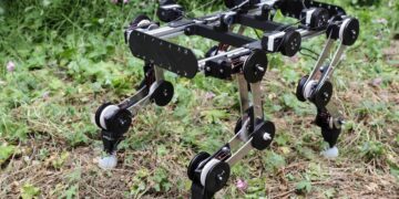 ساخت سگ رباتیک با قابلیت حرکت خودکار