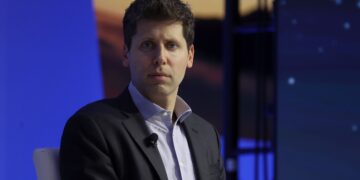 مذاکره هیئت مدیره OpenAI برای بازگشت سم آلتمن