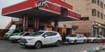 ازسرگیری فعالیت نیمی از جایگاه‌های بنزین در گیلان پس از اختلال سراسری