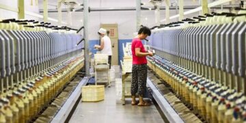 بانک ها برای تسهیلات تولیدی خساست به خرج می دهند| نرخ بالای سود در بازار سرمایه