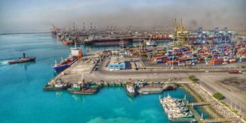 بندر شهید رجایی دروازه طلایی تجارت برای ایران