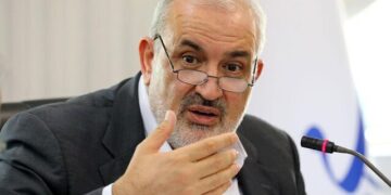 هدف‌گذاری تجارت ۳۵ میلیارد دلاری با عمان در سال آینده