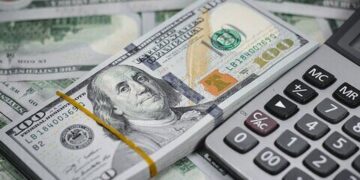 کاهش ارزش دلار در بازار نیما