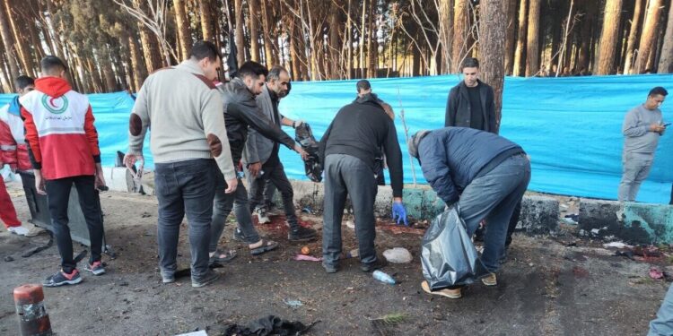 آماده‌باش مراکز درمانی و بیمارستانی اصفهان برای پشتیبانی کرمان